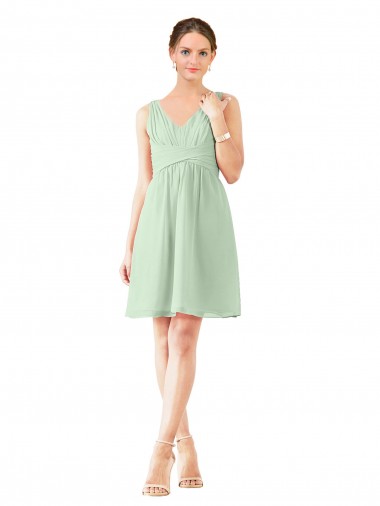 Cheap v-Neckline Short Knee Length Chiffon Bridesmaid Dress Canada